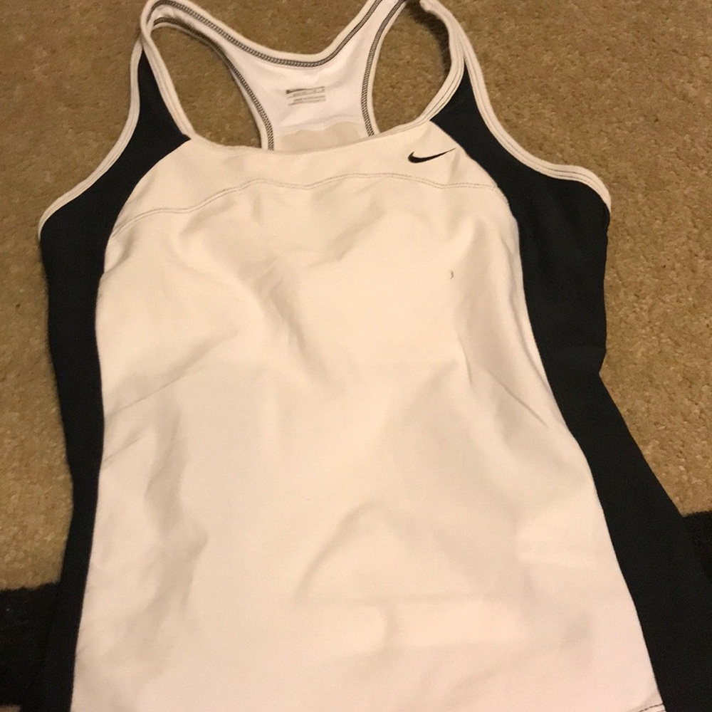 Nike tank